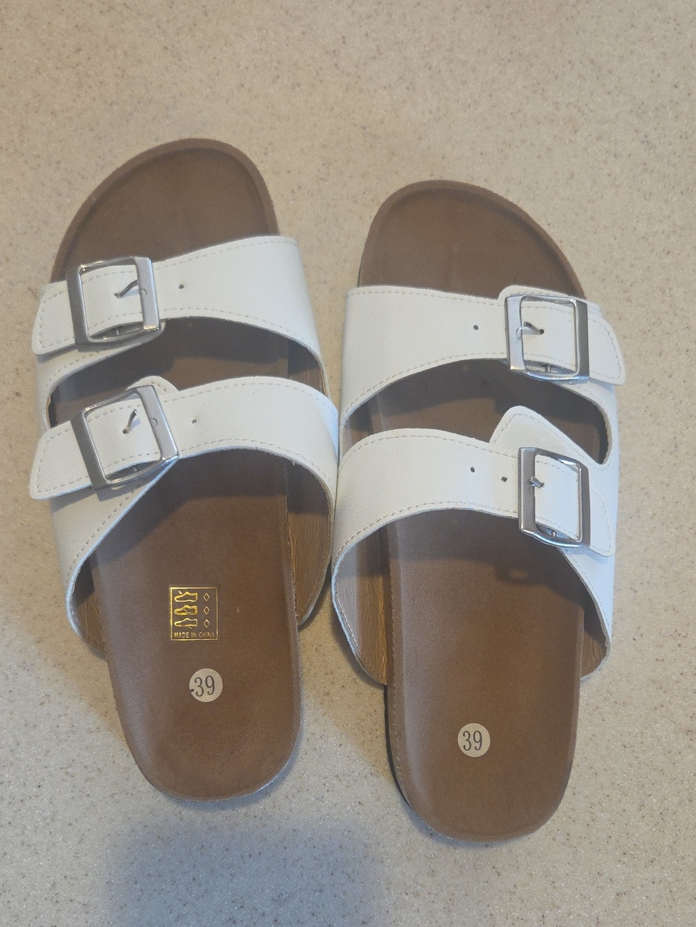 Womens White Double-Buckle Slide Sandals Size 6/7